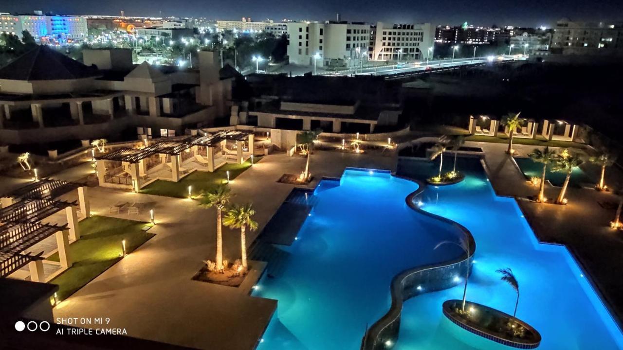 Stylish Pool View Studio In Al Dau Heights Apartment Hurghada Luaran gambar